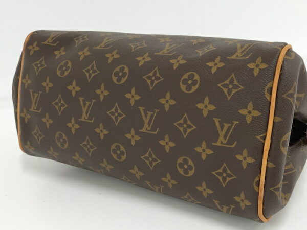 2000803252000823 4 Louis Vuitton Montorgueil PM Handbag Monogram