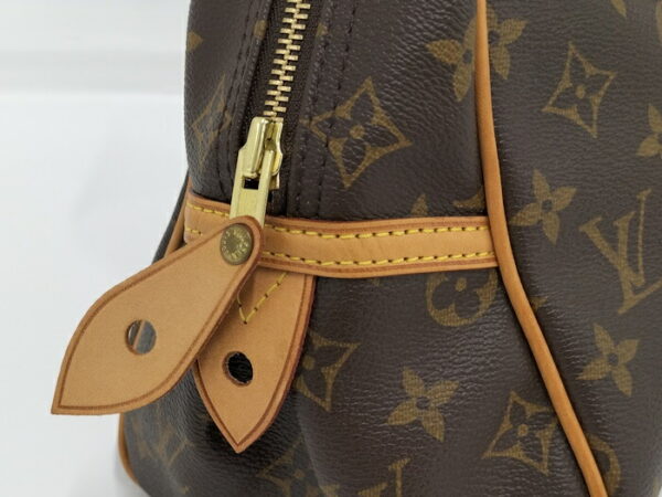 2000803252000823 6 Louis Vuitton Montorgueil PM Handbag Monogram