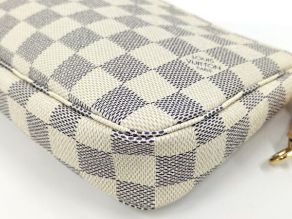 2000803252000825 3 Louis Vuitton Pochette Accessory Pouch Damier Azur