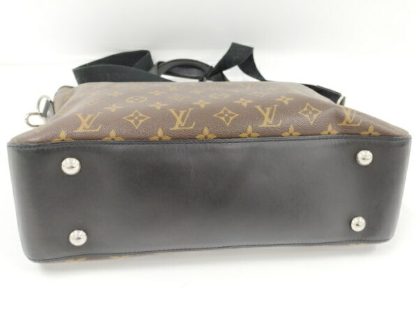 2000803257100404 6 Louis Vuitton Davis Shoulder Bag Monogram Macassar