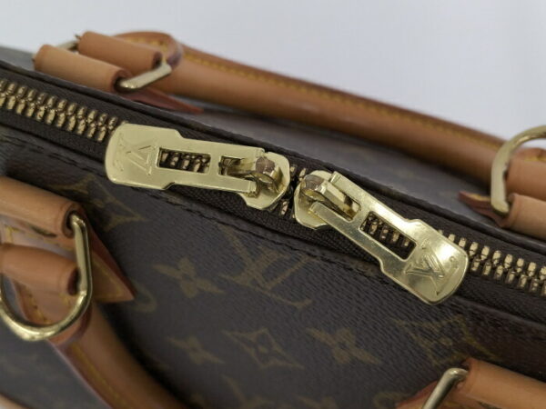 2000803257100409 8 Louis Vuitton Alma Handbag Monogram