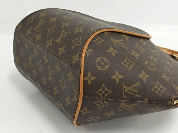 2000803257600729 3 Louis Vuitton Ellipse MM Handbag Monogram