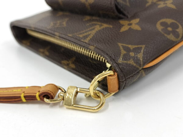 oppo 256 Louis Vuitton Partition Pouch Monogram