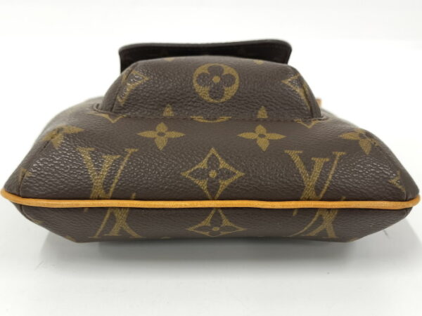 oppo 256 Louis Vuitton Partition Pouch Monogram