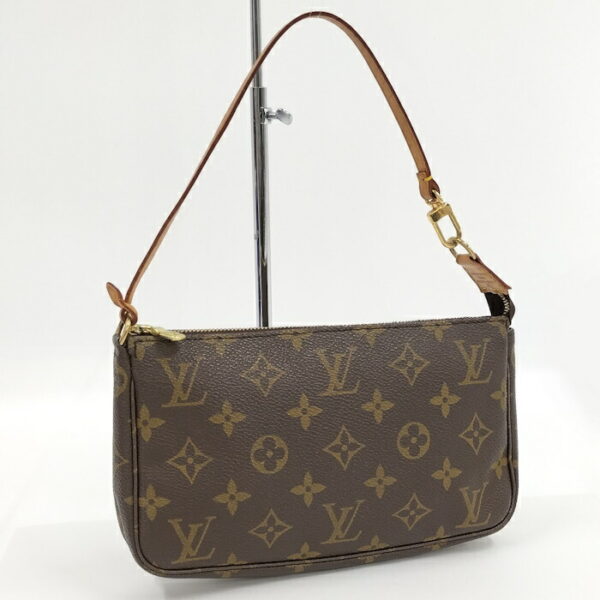 2000803257800801 1 Louis Vuitton Pochette Accessories Pouch Monogram