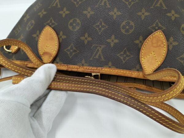 2000803258700812 7 Louis Vuitton Neverfull PM Tote Bag Monogram