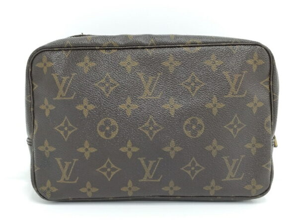 2000803258800677 2 Louis Vuitton Truth Toilette 23 Bag Monogram