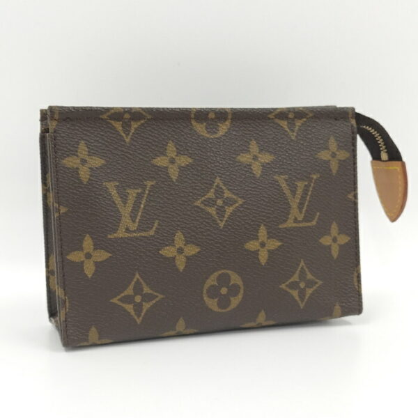 2000803259400616 1 Louis Vuitton Posh Toilette Pouch Monogram