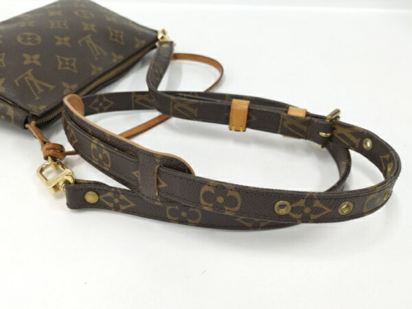 2000803259400626 7 Louis Vuitton Pochette Accessory 2WAY Shoulder Bag Monogram with Long Strap