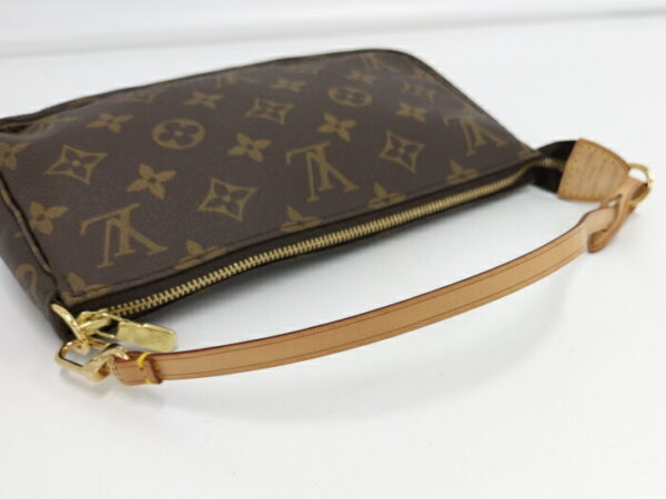 2000803259400646 6 Louis Vuitton Pochette Accessory Pouch Monogram