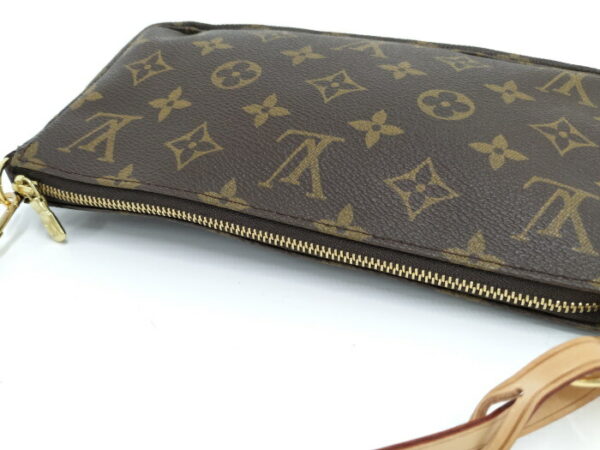 2000803259400646 7 Louis Vuitton Pochette Accessory Pouch Monogram