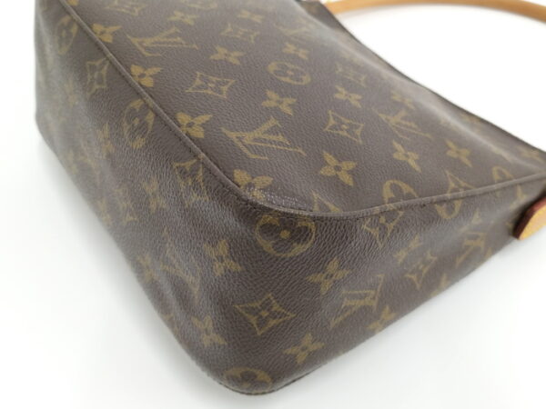 oplus 256 Louis Vuitton Looping MM Shoulder Bag Monogram