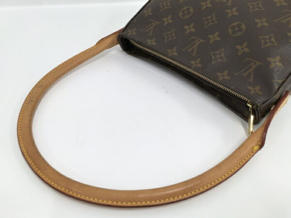 2000803259900121 5 Louis Vuitton Looping MM Shoulder Bag Monogram