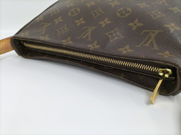 2000803259900121 7 Louis Vuitton Looping MM Shoulder Bag Monogram