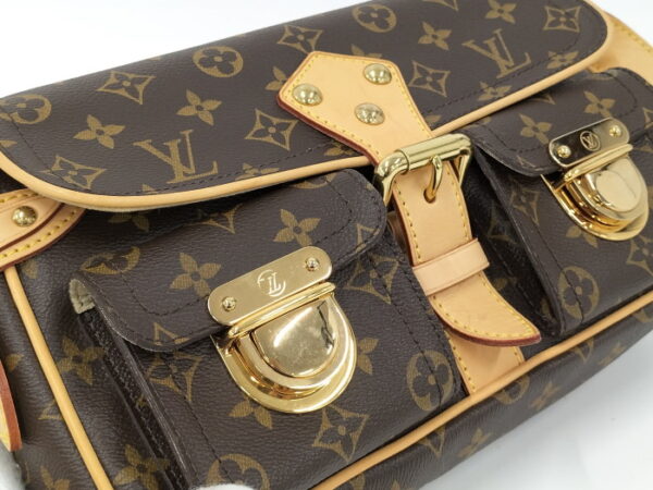 2001198251500951 7 Louis Vuitton Hudson PM Shoulder Bag Monogram