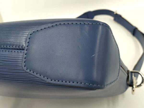 2001198252101291 6 Louis Vuitton Oliver 2way Bag Epi Blue