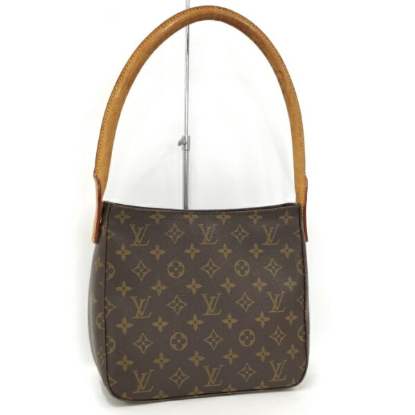 2001198252101361 1 Louis Vuitton Looping MM Shoulder Bag Monogram