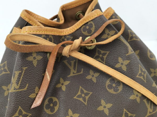 2001198257601456 8 Louis Vuitton Montsouris GM Monogram Rucksack