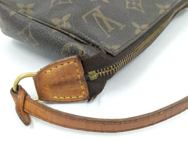 2001198257601477 5 Louis Vuitton Pochette Accessoire Handbag Monogram