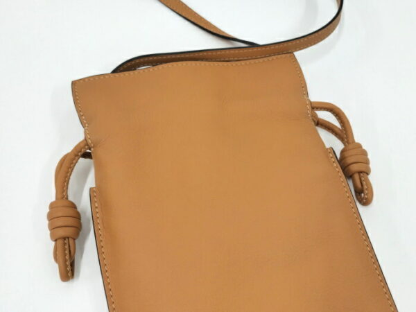 2001200257300025 6 Loewe Flamenco Shoulder Bag Leather Camel