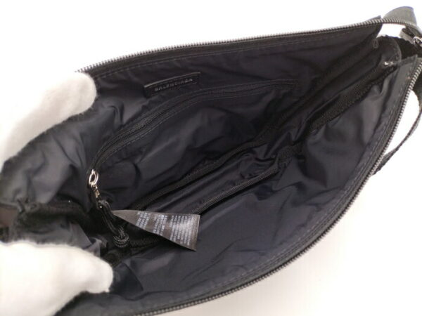 2010211252000058 9 Balenciaga Wheel Nylon Body Bag Black