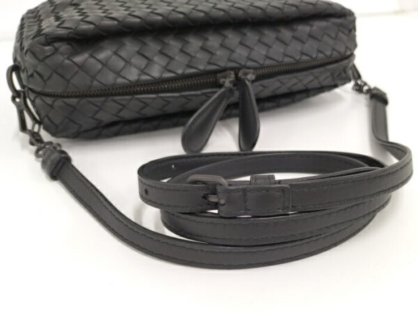 2010297257800027 6 Bottega Veneta Shoulder Bag Intrecciato Leather Black