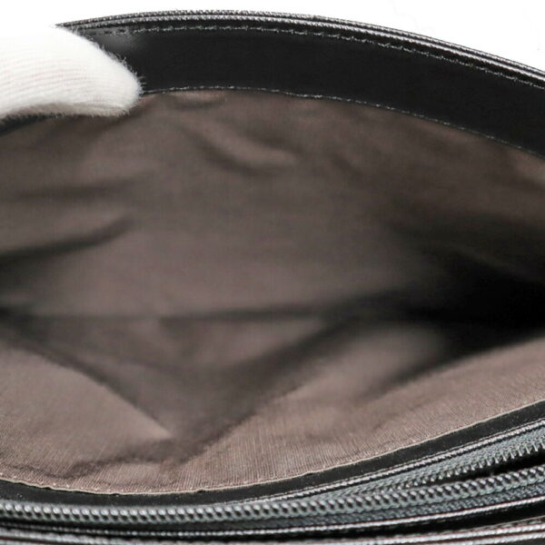 21 2806 7 Burberry Leather Tote Bag Black