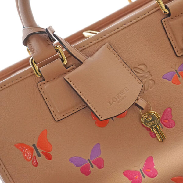 21 9291 6 Loewe Amazona Handbag Beige Butterfly