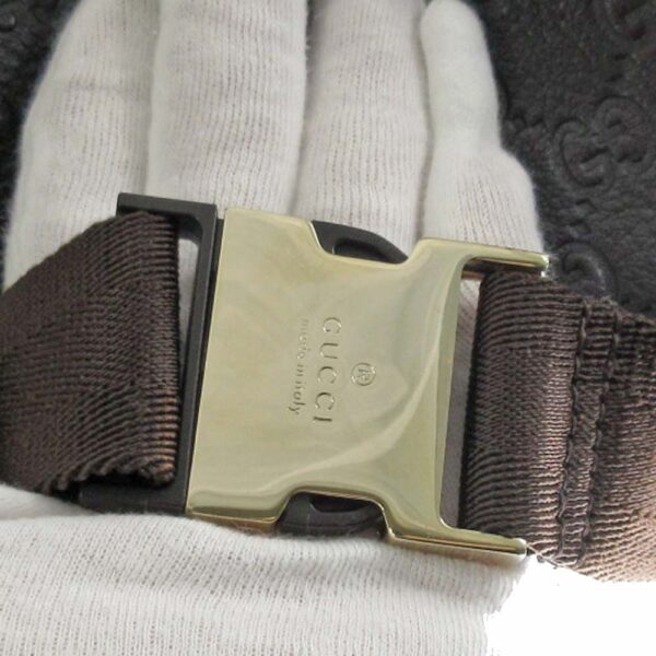 21 958 7 Gucci Soft GG Supreme Belt Bag Leather Mesh Black Gray