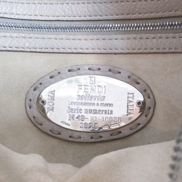 2100301120457 10 Fendi Selleria Shoulder Bag Leather Gray Greige