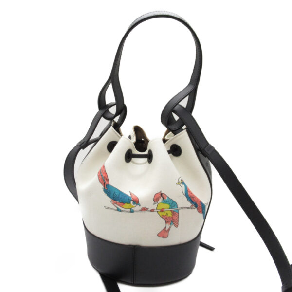 2100301133938 2 Loewe Balloon Shoulder Bag Leather Black Natural Parrot Pattern