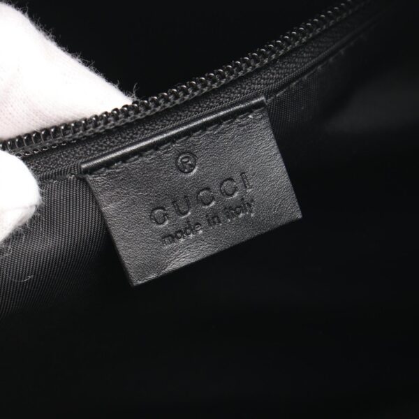 2100301144323 4 Gucci Carry on Duffel GG Supreme Bag Black