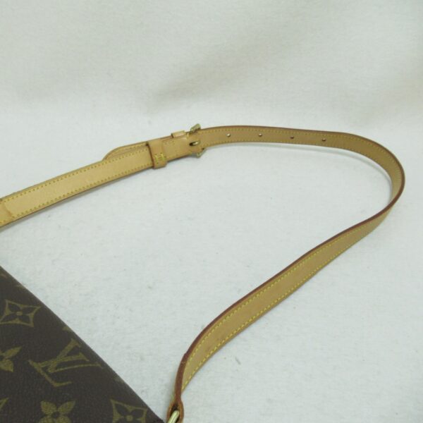 2101217622165 9 Louis Vuitton Musette Salsa Shoulder Bag Monogram Brown