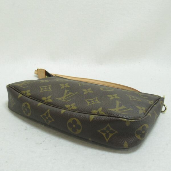 2101217692977 6 Louis Vuitton Pochette Accessoire Monogram Brown