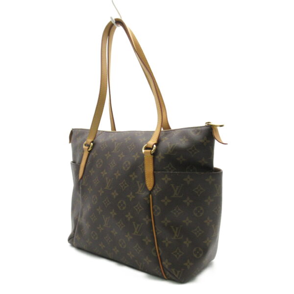 2101217696975 2 Louis Vuitton Totally MM Tote Bag Monogram Brown