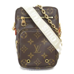 2101217732543 2 Louis Vuitton Alma Monogram Vernis Handbag Red