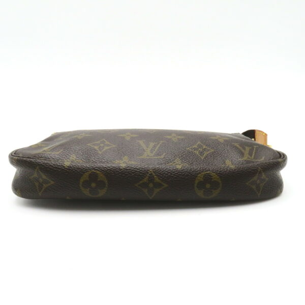 2101217745727 4 Louis Vuitton Pochette Accessoire Monogram Brown