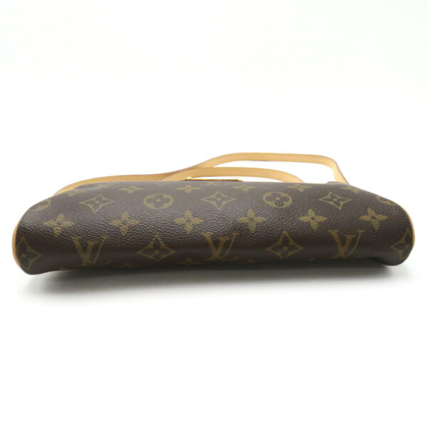 2101217770279 4 Louis Vuitton Eva Shoulder Bag Monogram Brown