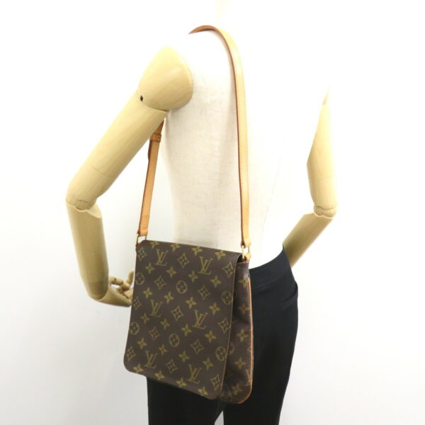 2101217772426 5 Louis Vuitton Musette Salsa Short Shoulder Bag Monogram Brown