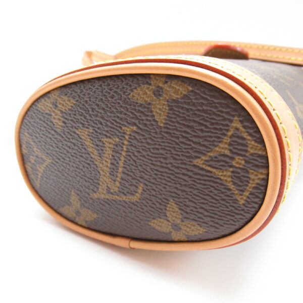 2101217794831 4 Louis Vuitton Fold Me Pouch Shoulder Bag Monogram Brown