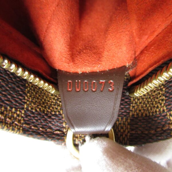 2101217806008 11 Louis Vuitton Looping Shoulder Bag Damier Brown