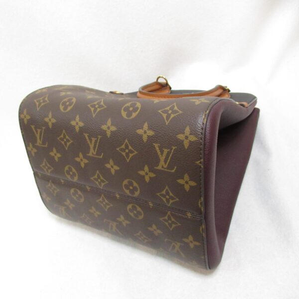 2101217806466 6 Louis Vuitton Fold Tote Shoulder Bag Monogram Brown