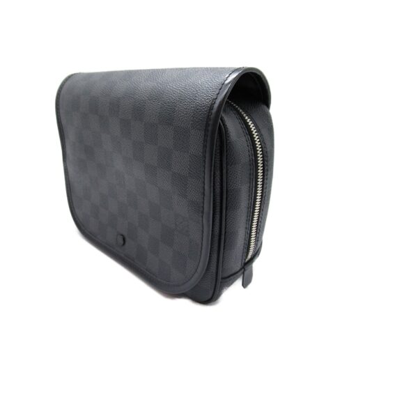 2101217818872 4 Louis Vuitton Truth Suspendable Pouch Damier Graphite Black