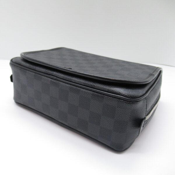 2101217818872 6 Louis Vuitton Truth Suspendable Pouch Damier Graphite Black