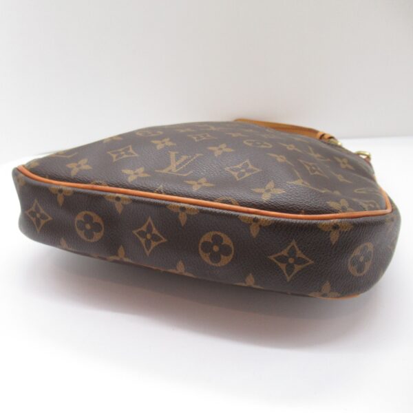 2101217833745 6 Louis Vuitton Odeon Shoulder Bag Monogram Brown