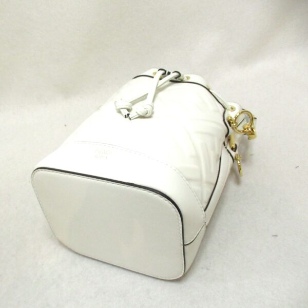 2101217900300 5 Fendi Mon Tresor 2Way Shoulder Bag Leather White