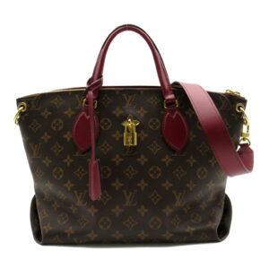 2101217913478 1 Louis Vuitton On My Side MM Leather Noir Black