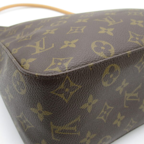 2101217974448 09 Louis Vuitton Looping GM Shoulder Bag Monogram Brown