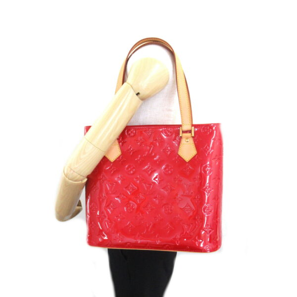 2101217977531 5 Louis Vuitton Houston Tote Bag Vernis Red