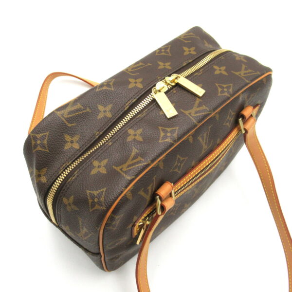 2101217988209 3 Louis Vuitton Cite MM Shoulder Bag Monogram Brown